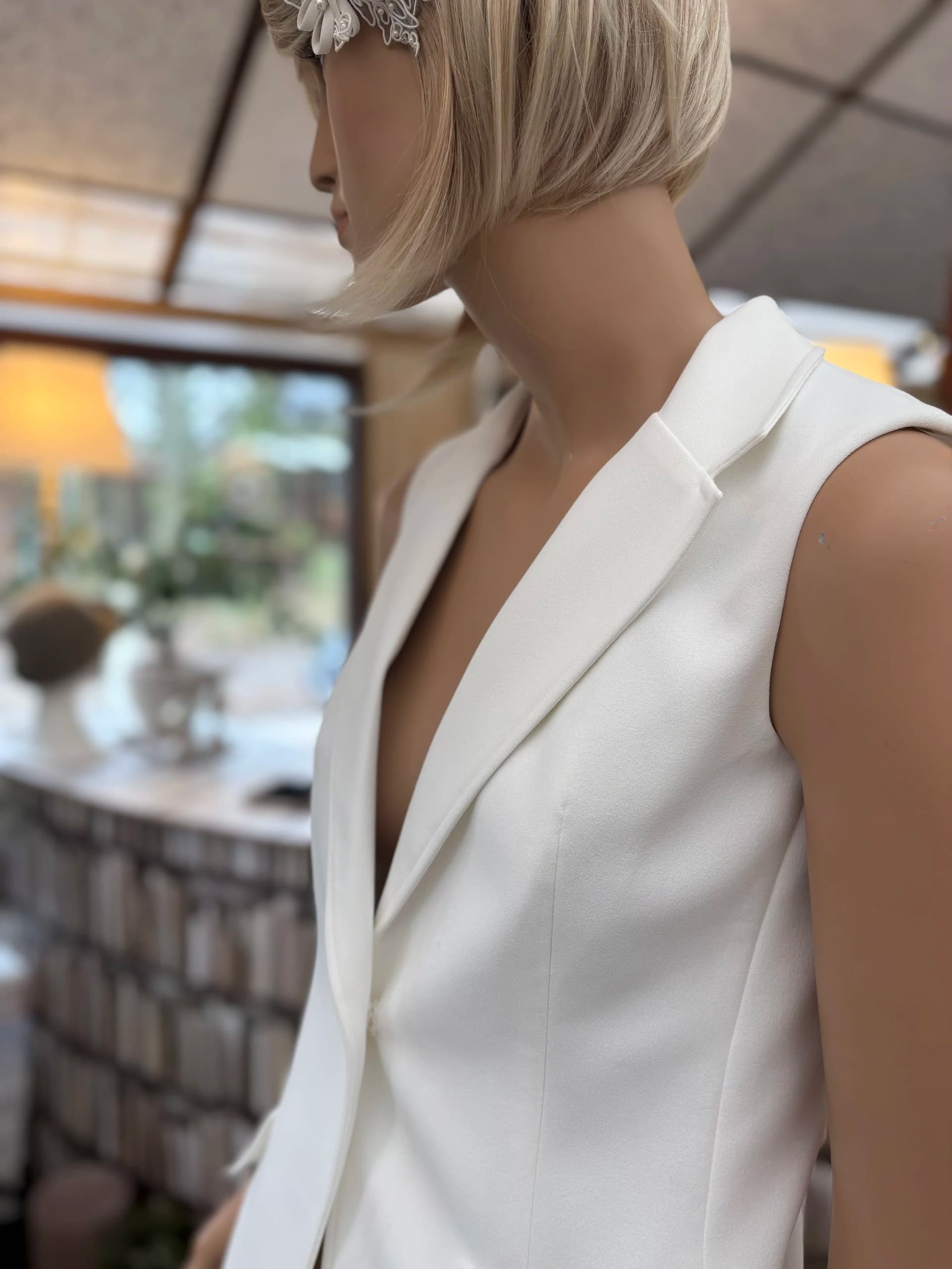 Regina – Preloved buksedragt str. 36 - billede 2