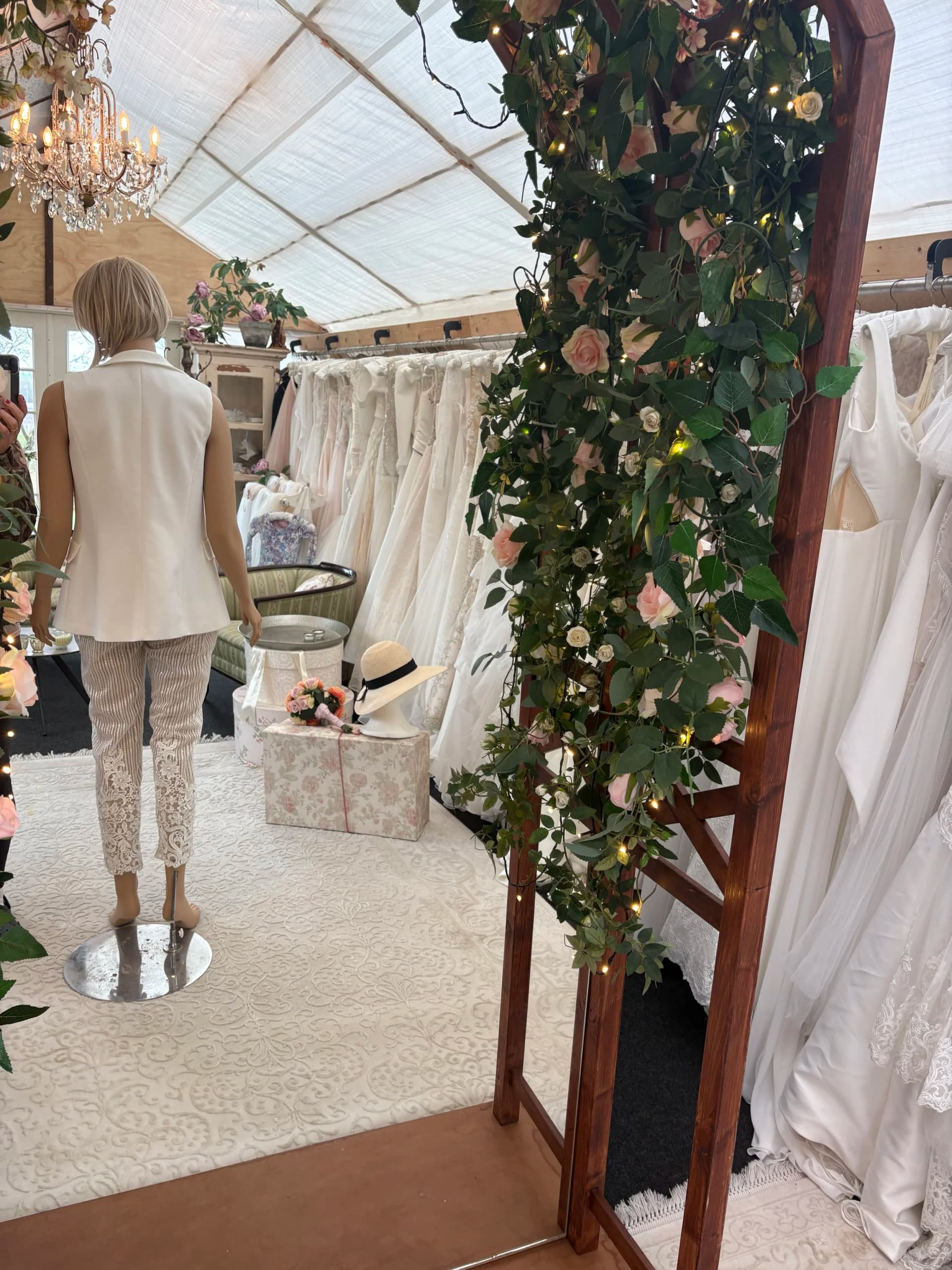 Regina – Preloved buksedragt str. 36 - billede 4