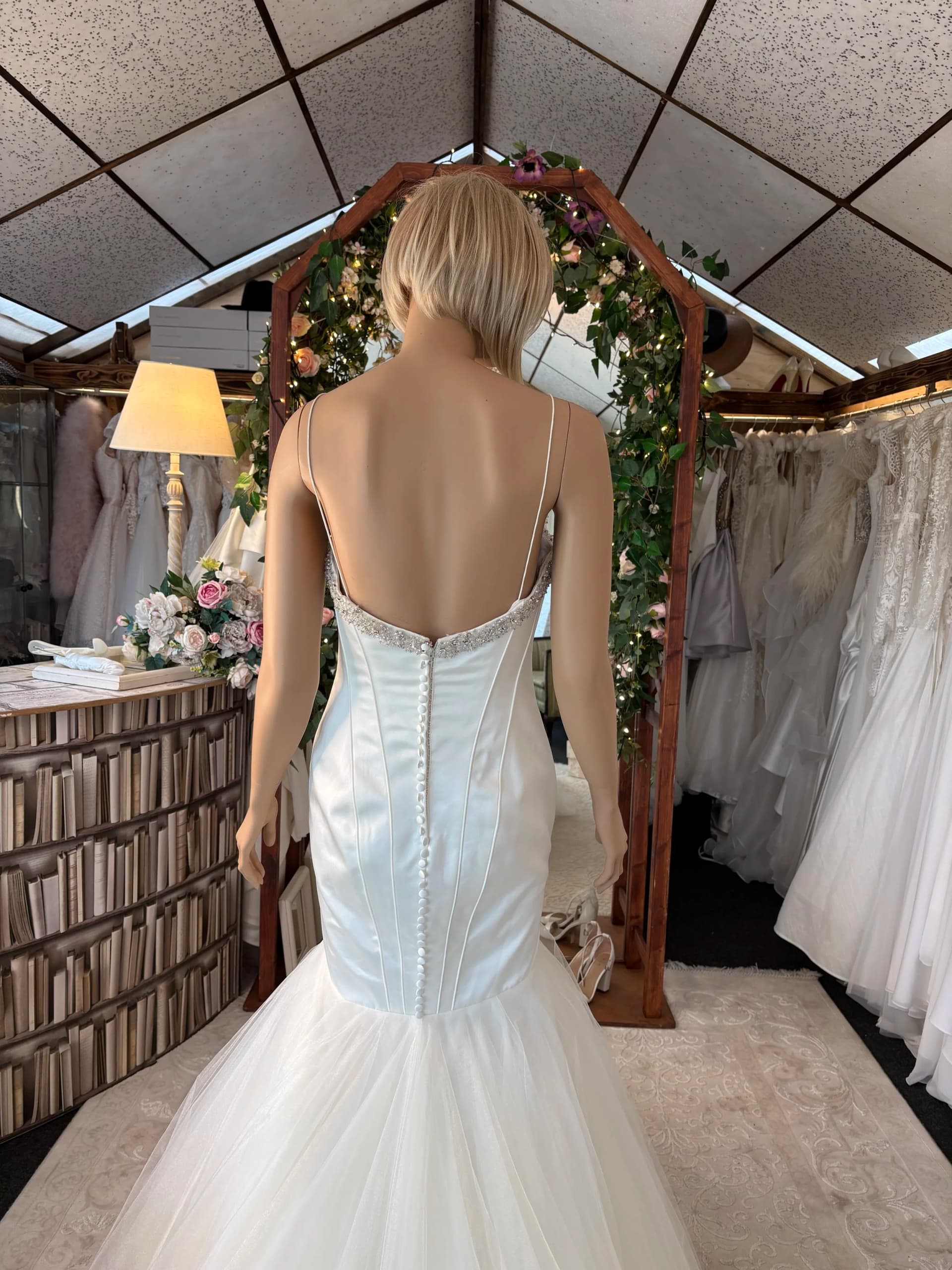 Celina – Preloved brudekjole str. 38 - billede 1