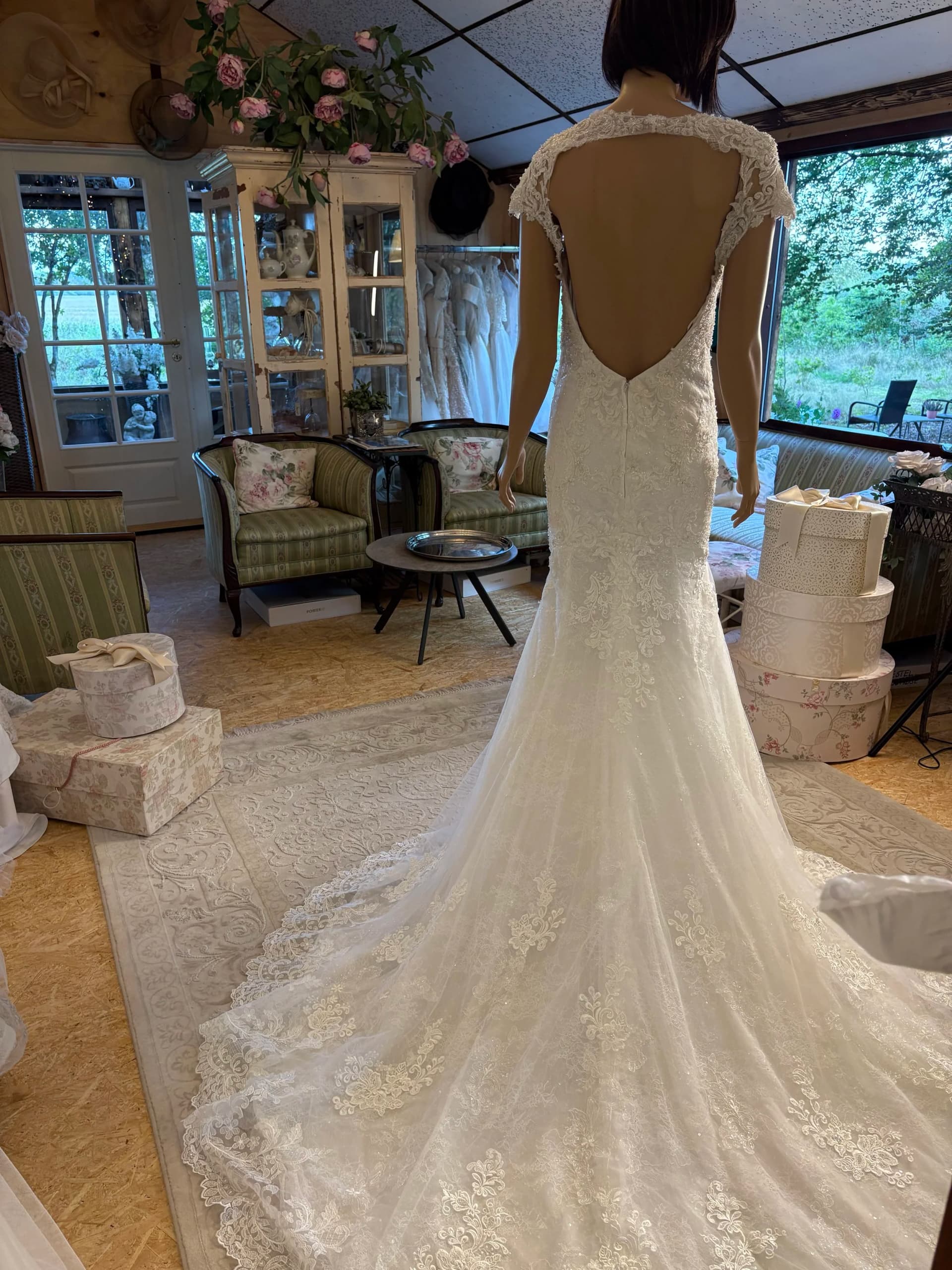 Bitten – Preloved brudekjole str. 38 - billede 6
