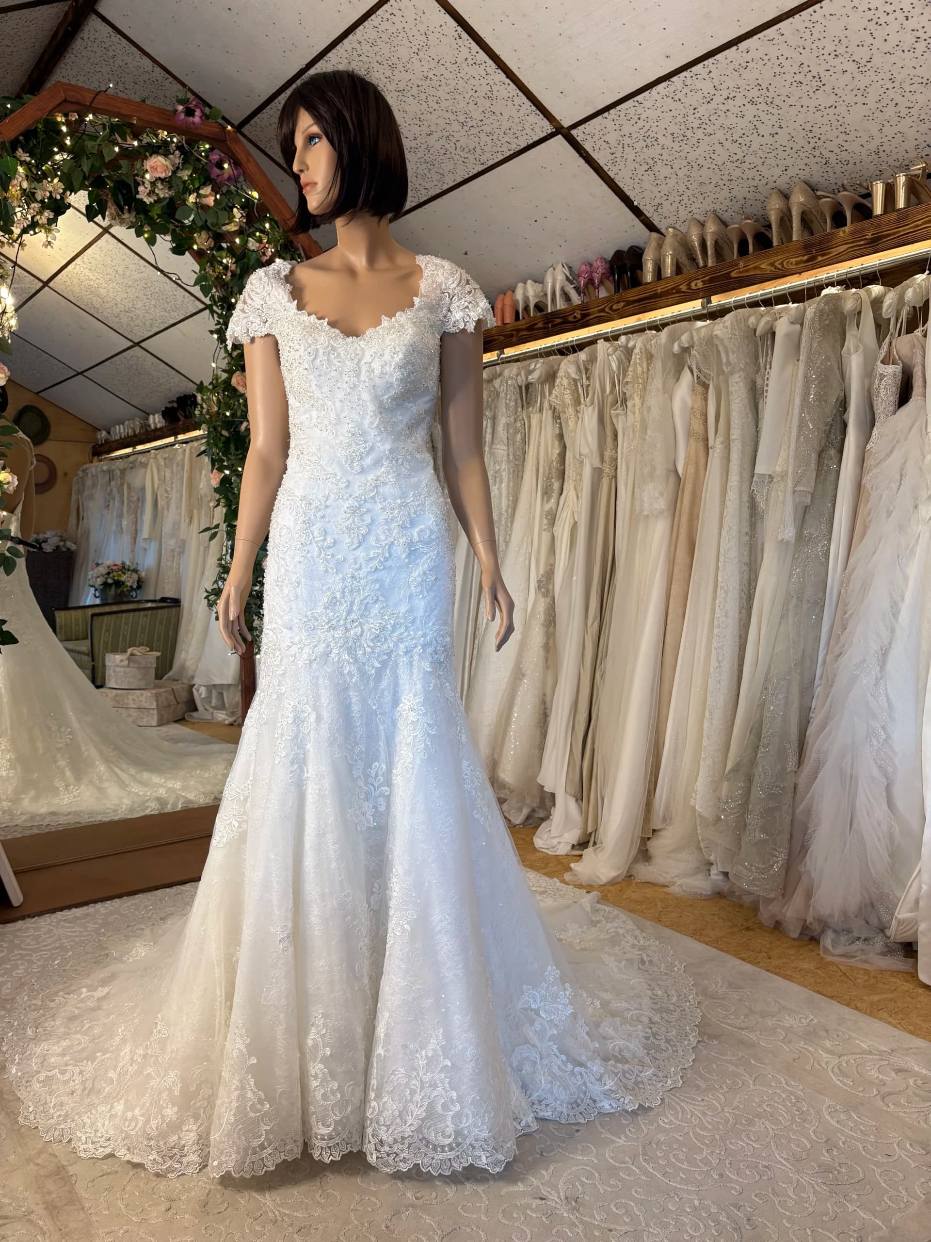 Bitten – Preloved brudekjole str. 38 - billede 1