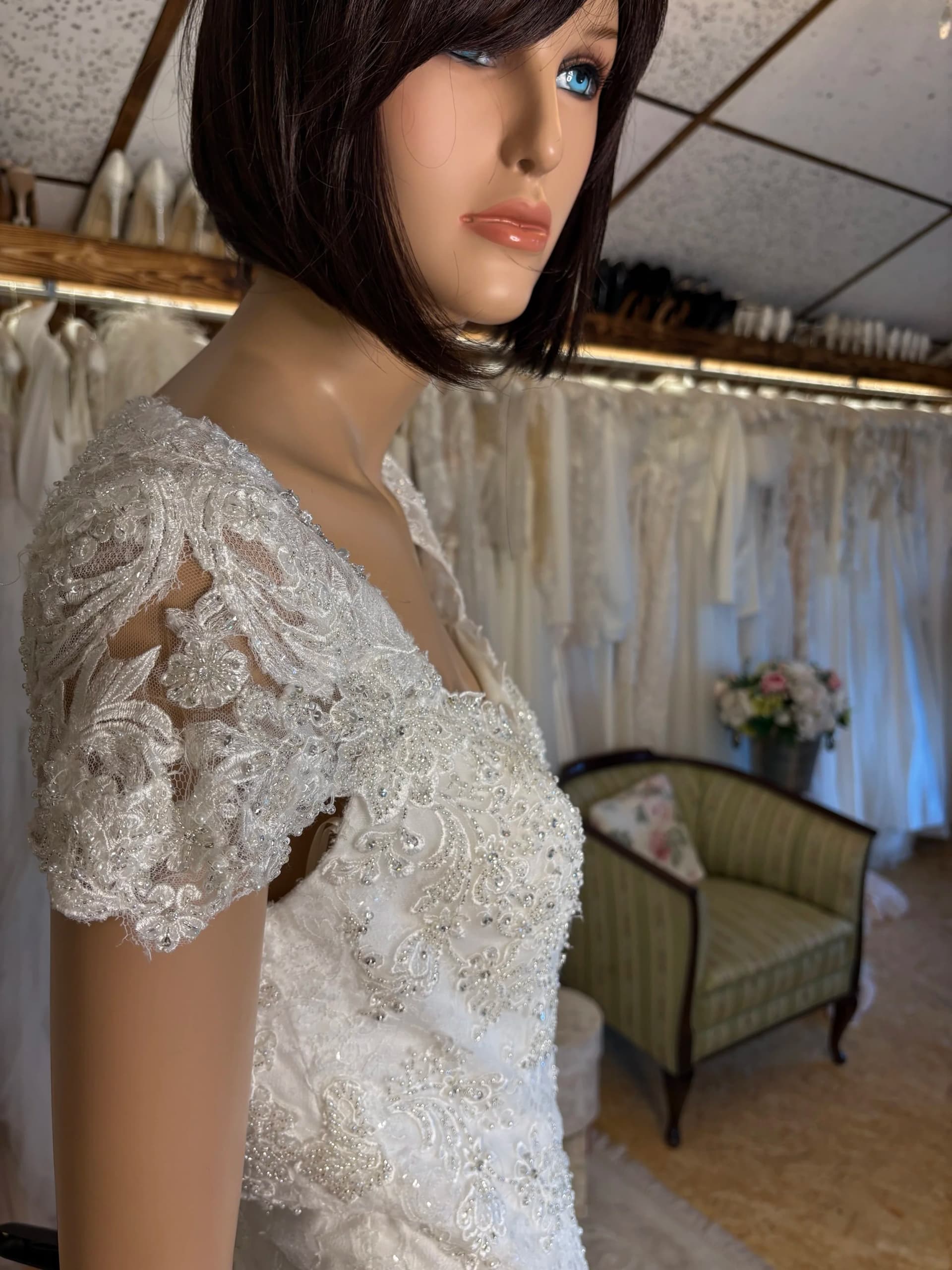 Bitten – Preloved brudekjole str. 38 - billede 2