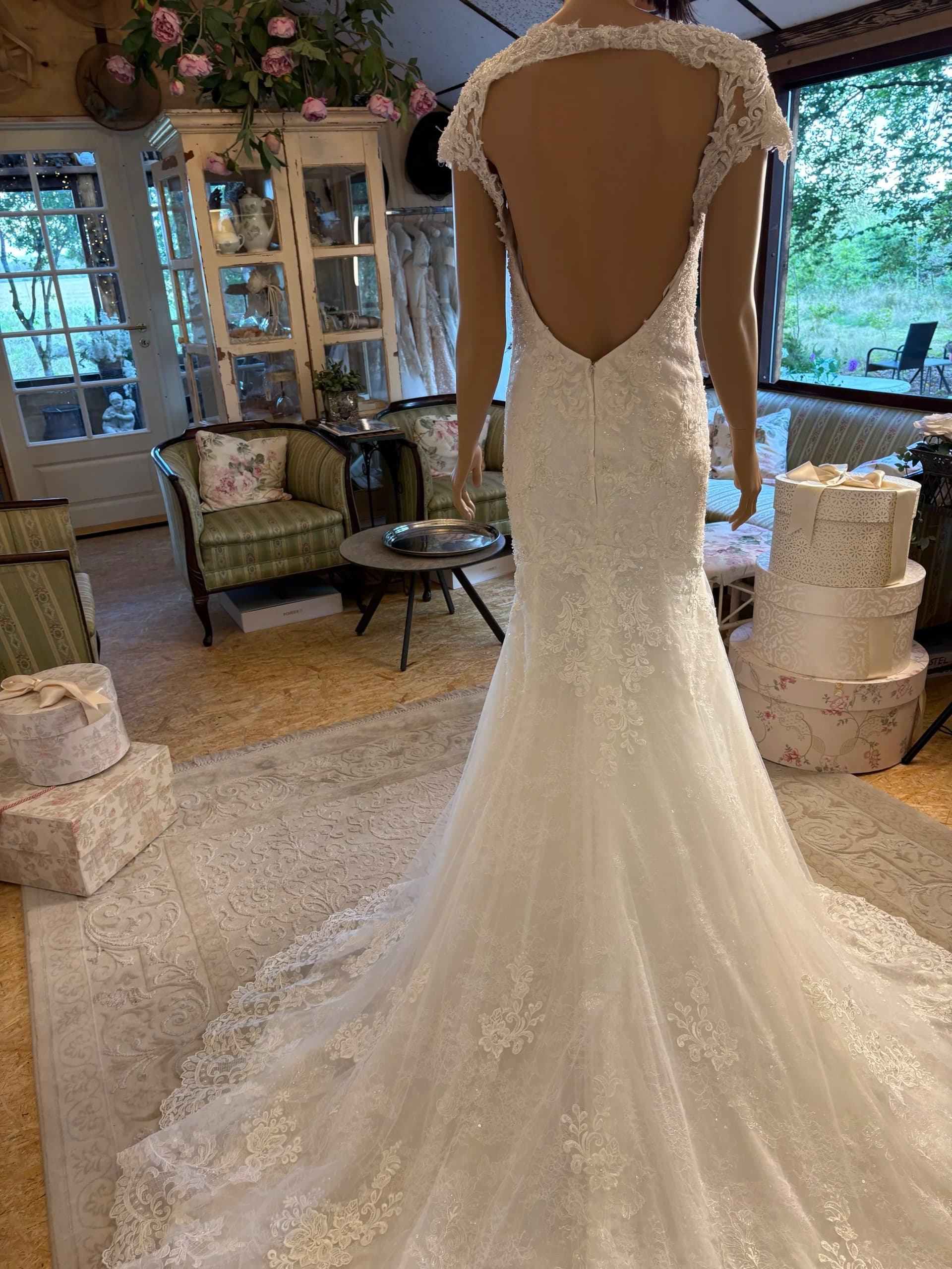 Bitten – Preloved brudekjole str. 38 - billede 3