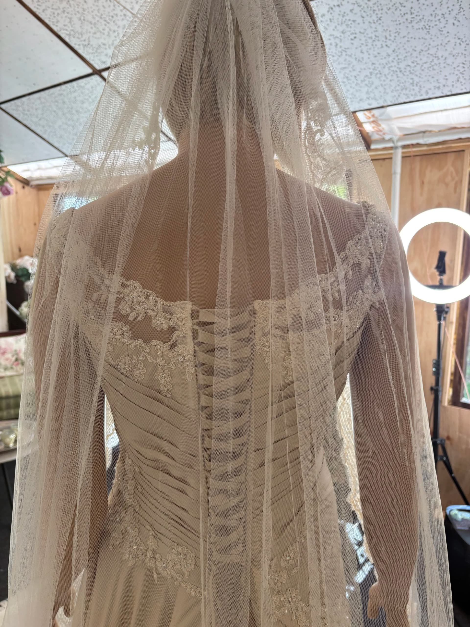 Vivi – Preloved brudekjole str. 38 - billede 4