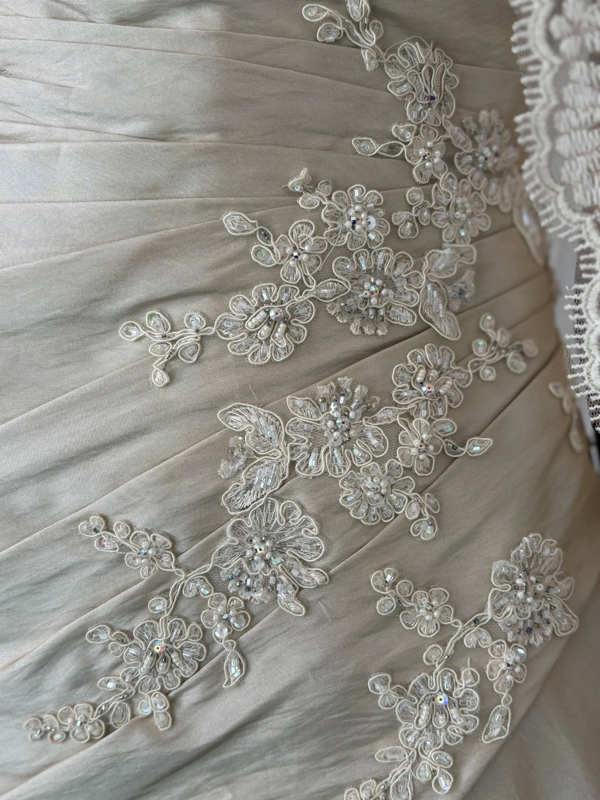 Vivi – Preloved brudekjole str. 38 - billede 6