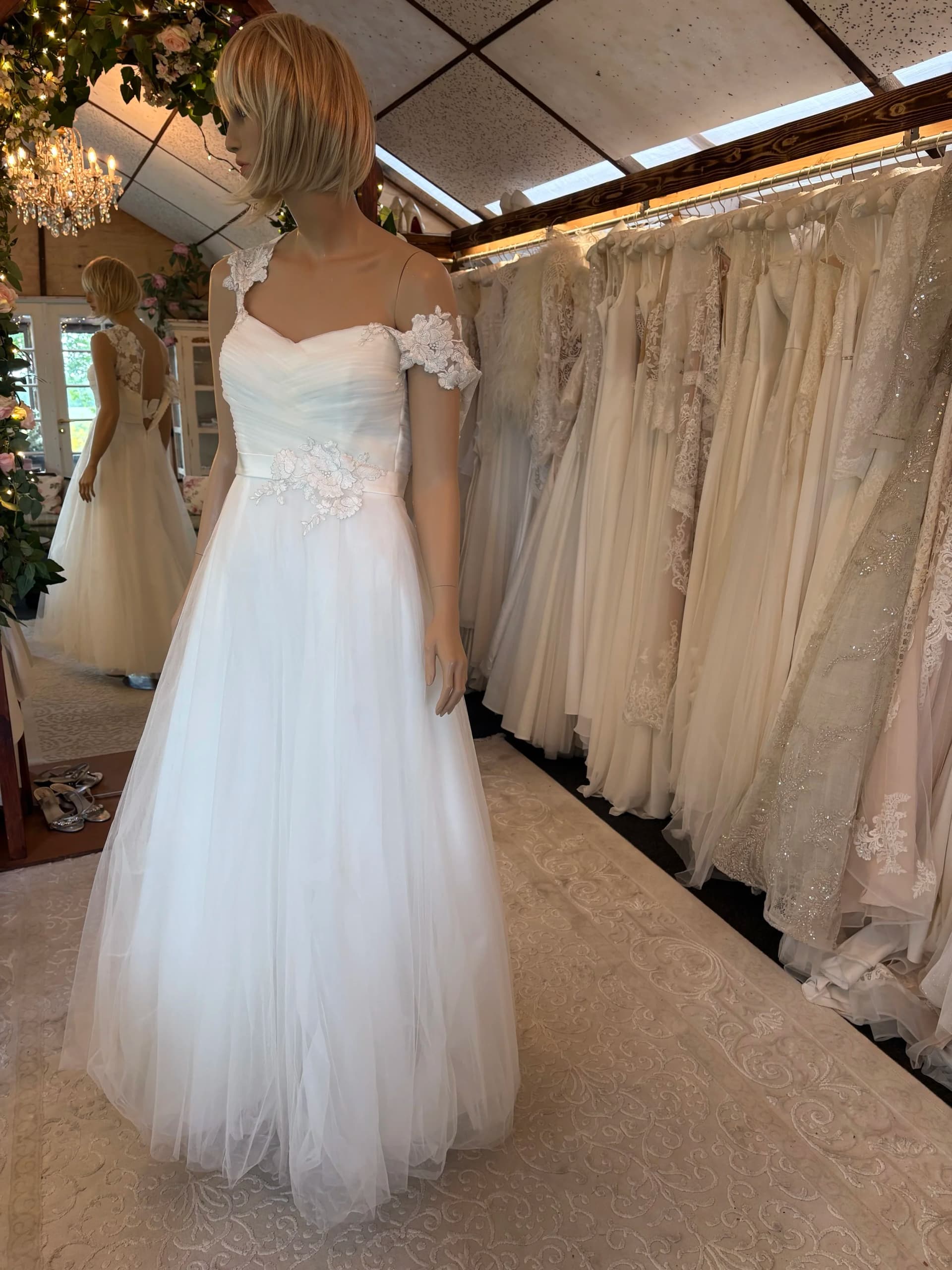 Bella – Preloved brudekjole str. 34 - billede 1