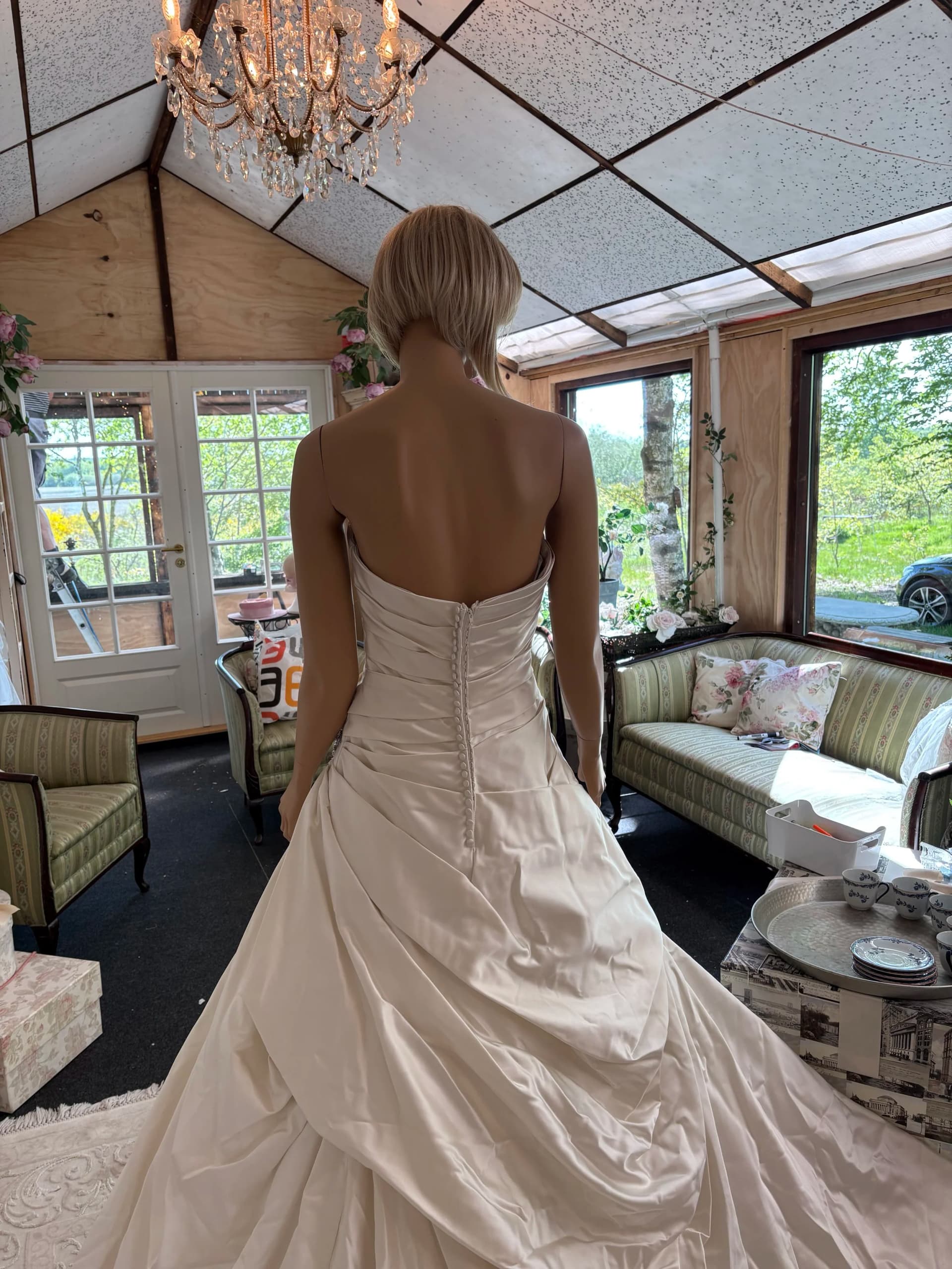 Dorethe – Preloved brudekjole str. 36 - billede 5