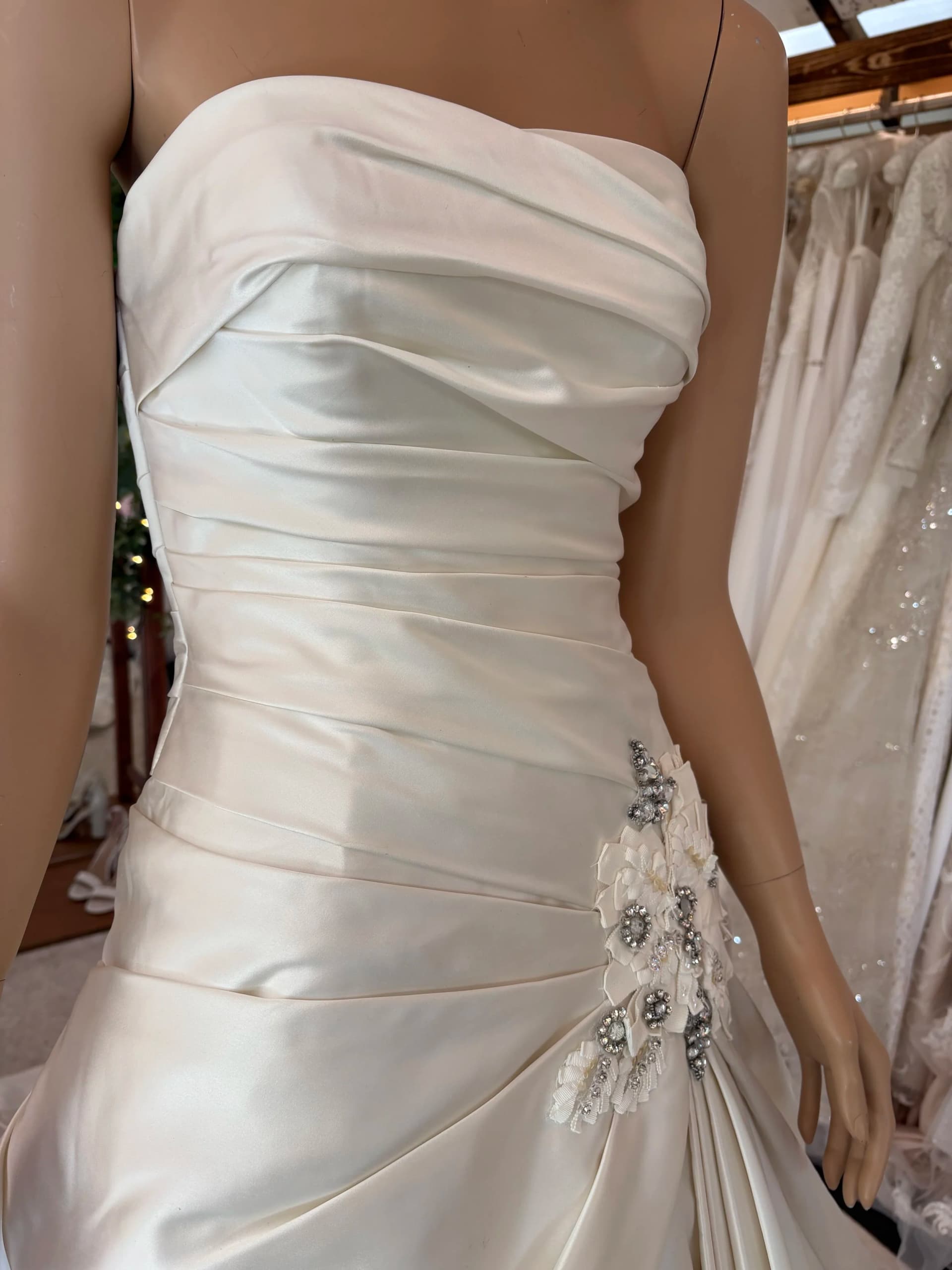 Dorethe – Preloved brudekjole str. 36 - billede 6