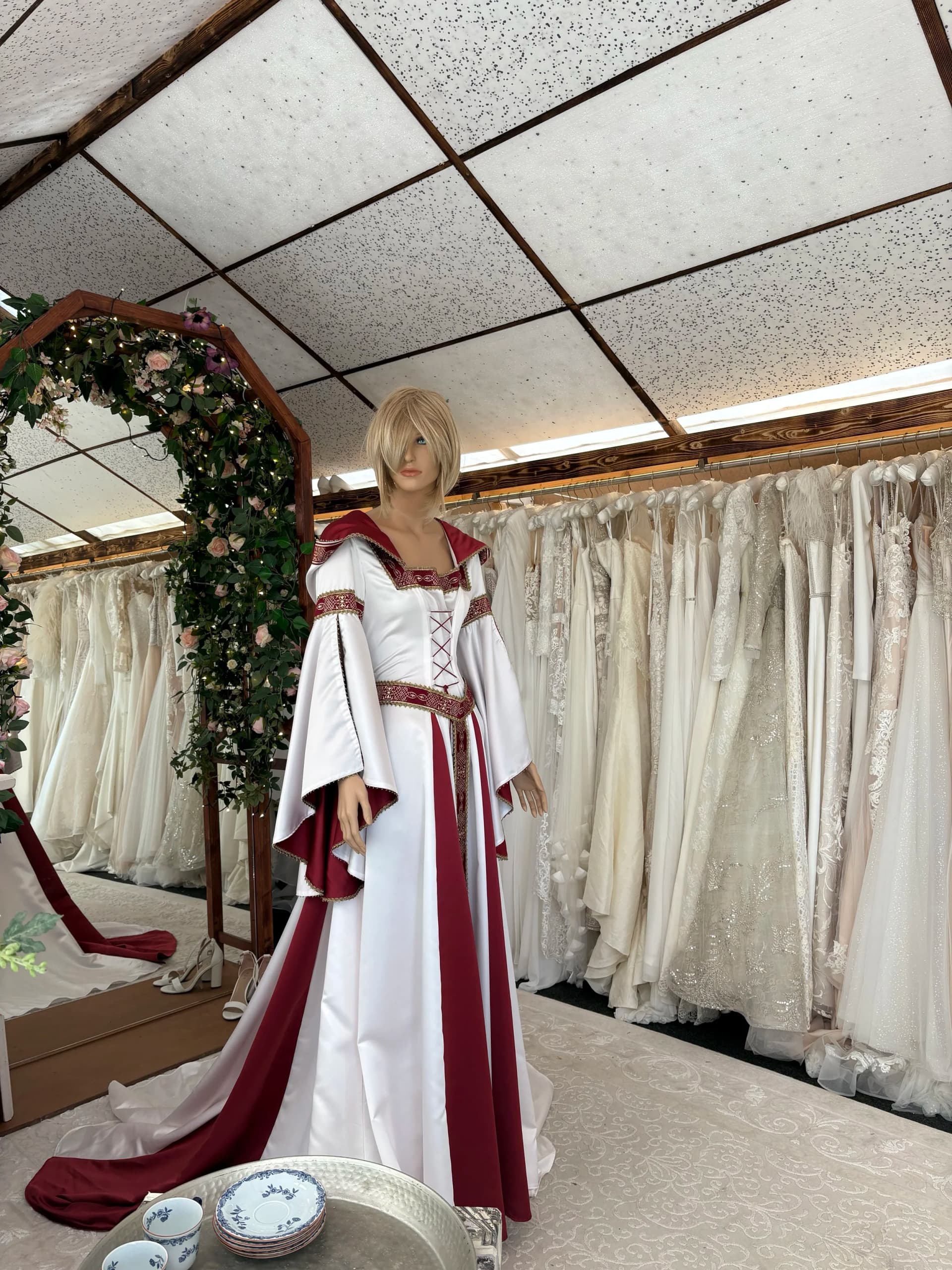 Agnes – Preloved brudekjole str. 38-40 - billede 5
