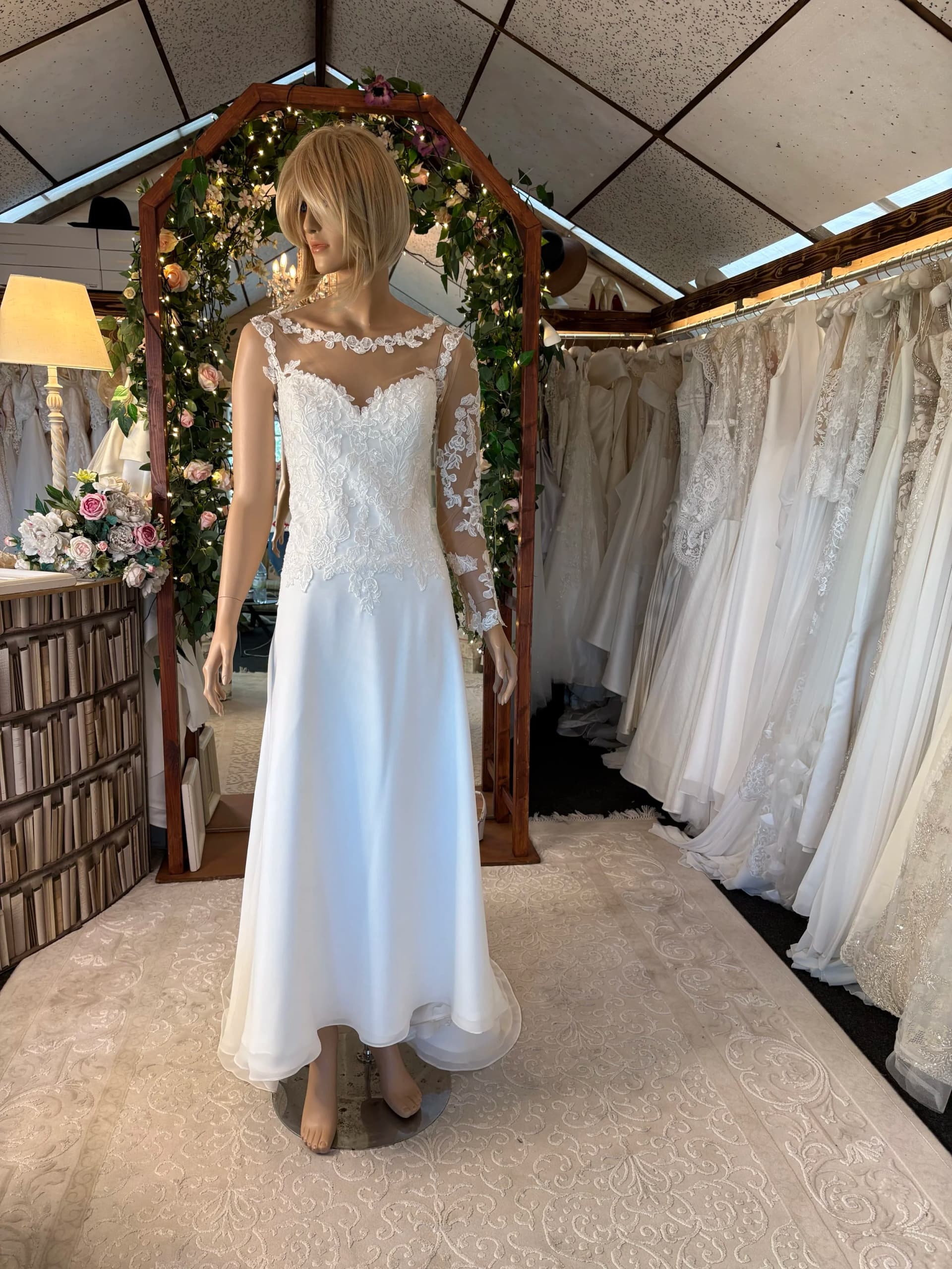 Belinda – Preloved brudekjole str. 40 - billede 1