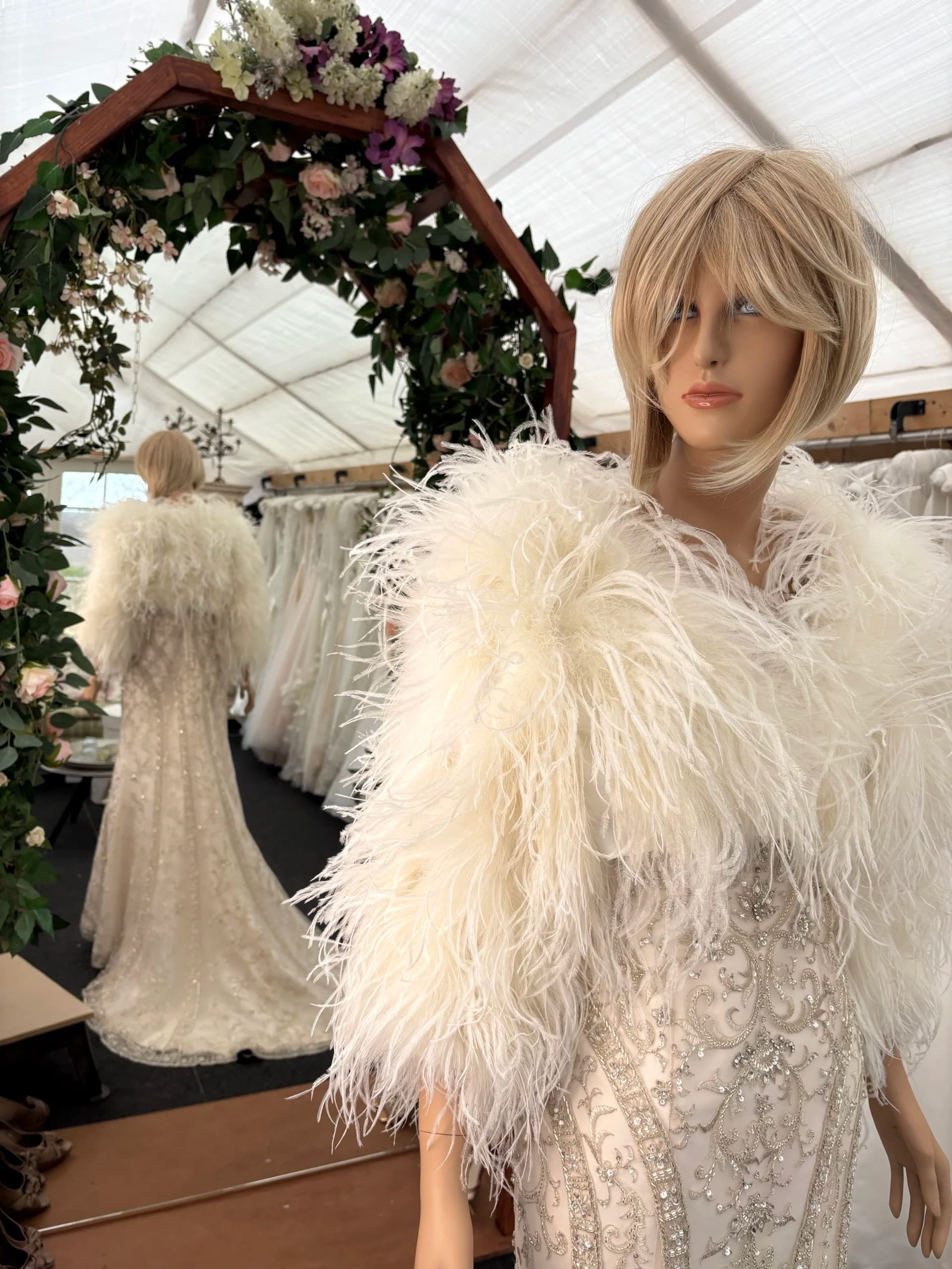 Sofia – Preloved brudekjole str. 36 - billede 2