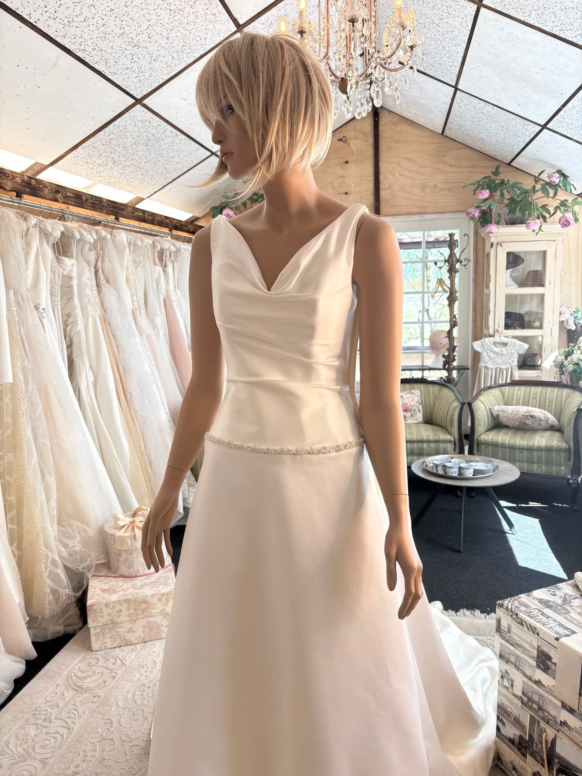 Petra – Preloved brudekjole str. 36-38 - billede 1
