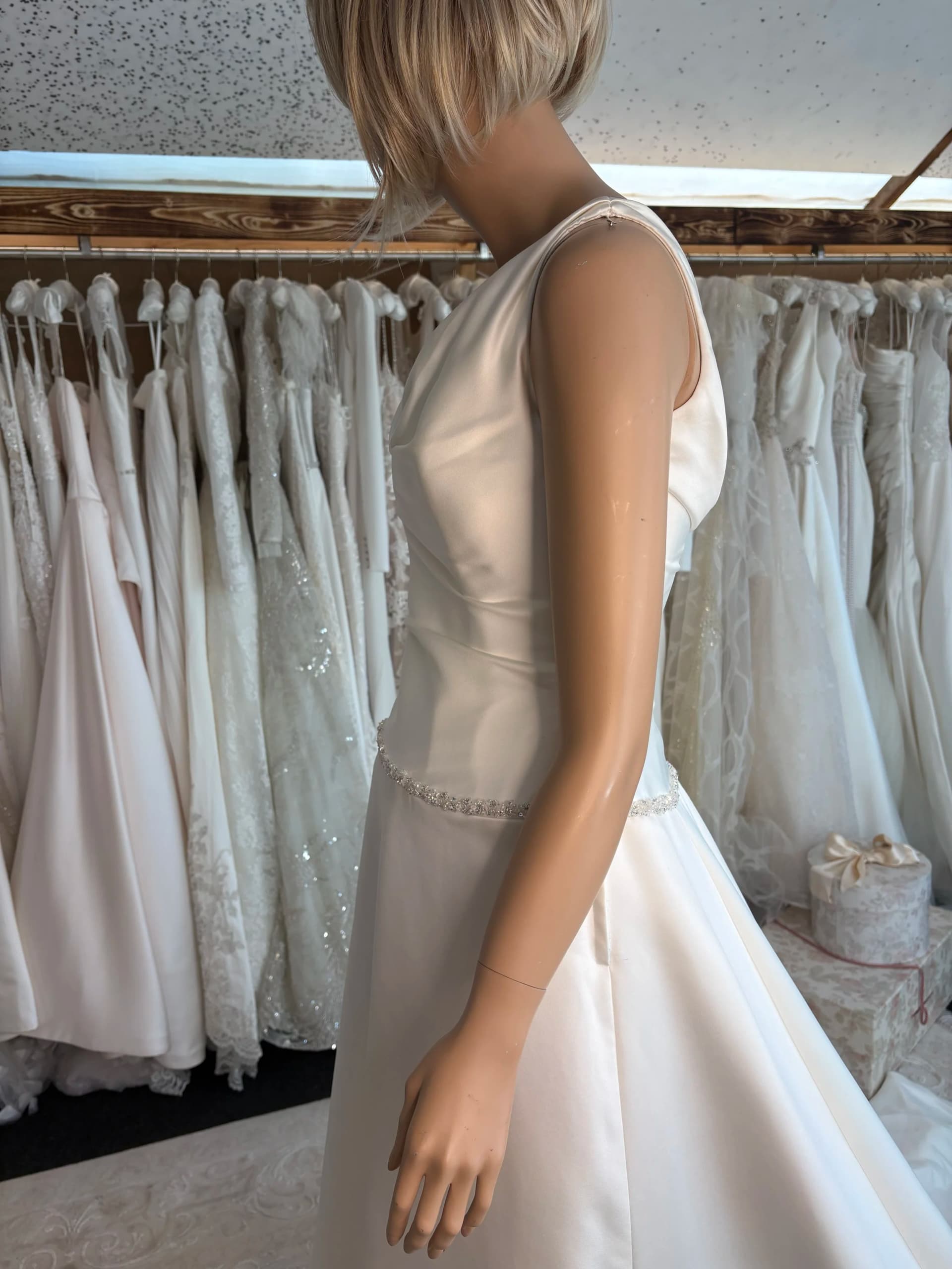 Petra – Preloved brudekjole str. 36-38 - billede 4