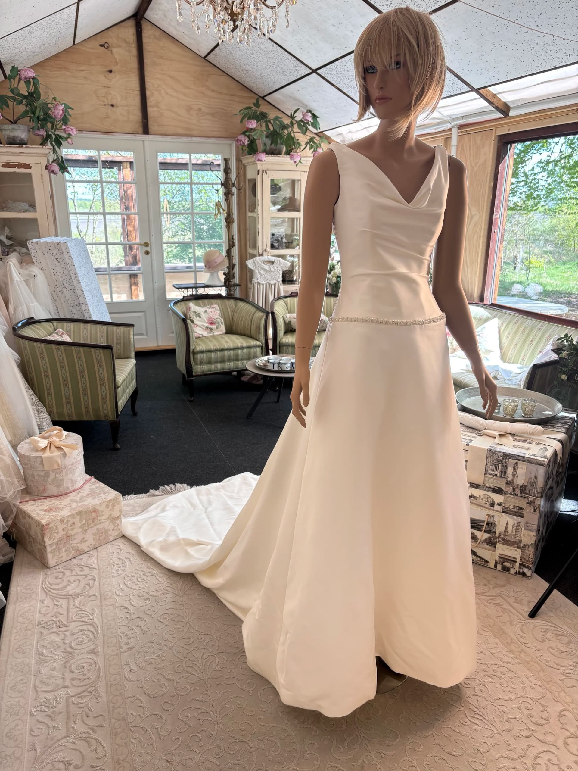 Petra – Preloved brudekjole str. 36-38 - billede 5