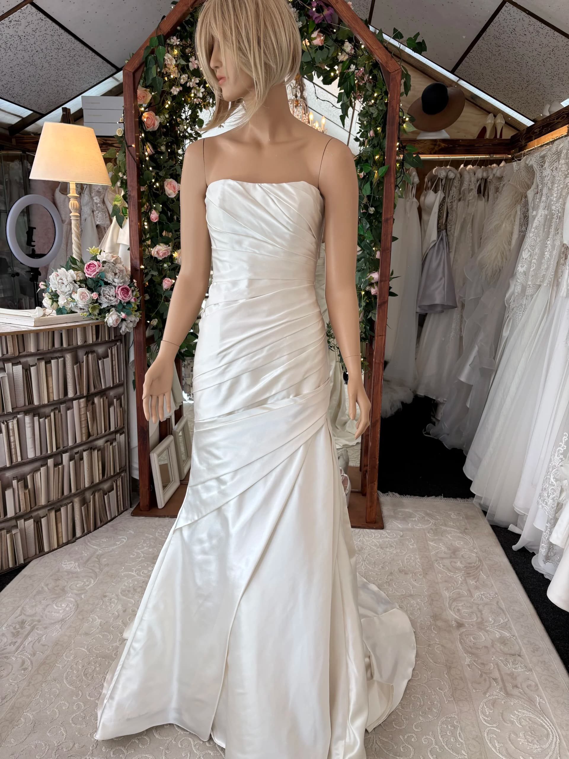 Tove – Preloved brudekjole str. 38 - billede 1