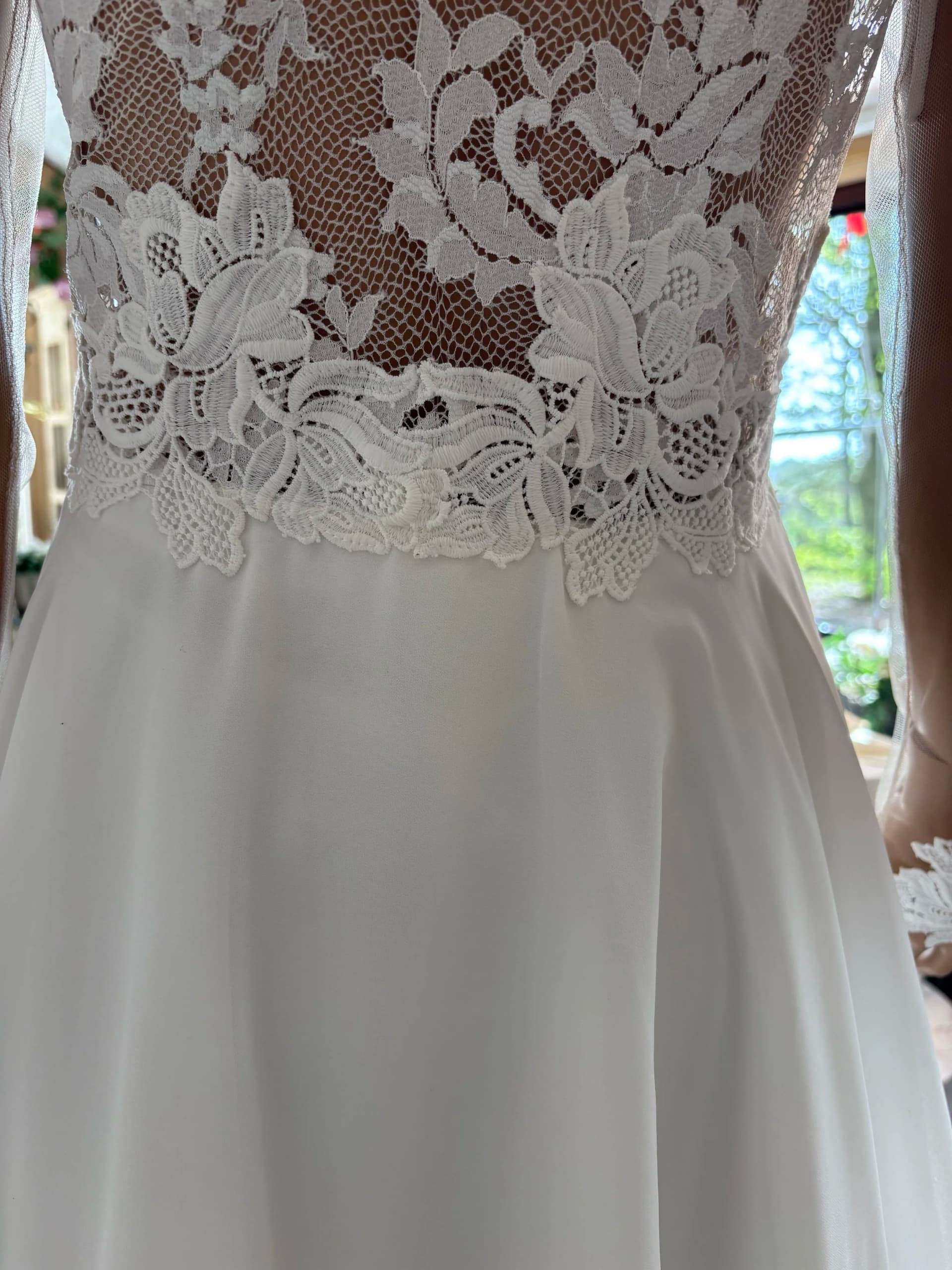 Madison – Preloved kort brudekjole str. 42 - billede 6