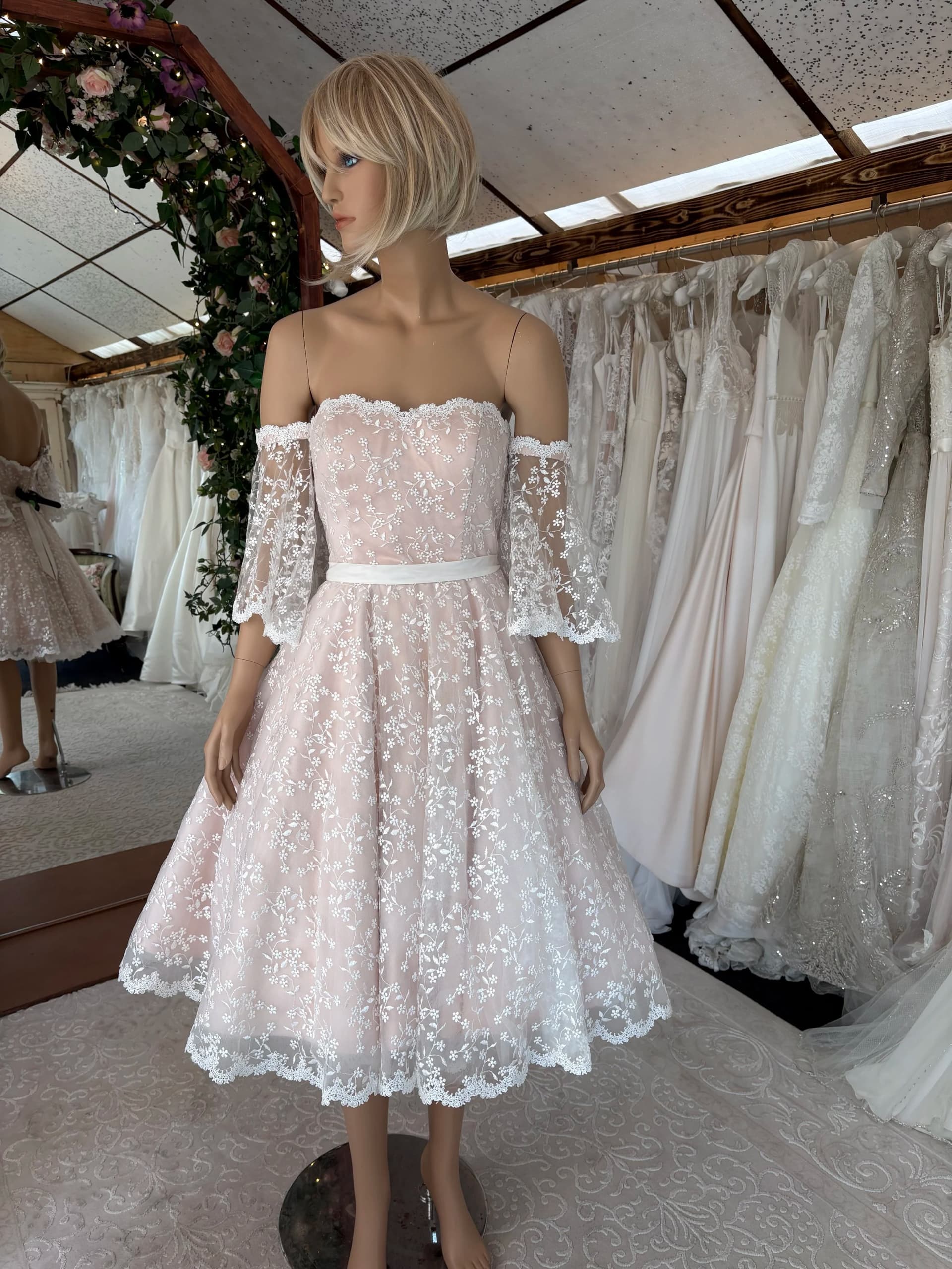 Vicky – Preloved brudekjole str. 38 - billede 6