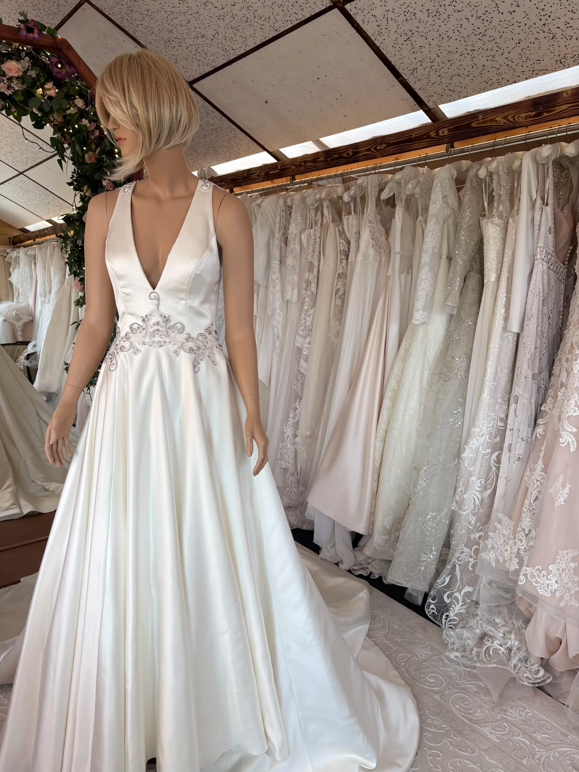 Gloria – Preloved brudekjole str. 38 - billede 1