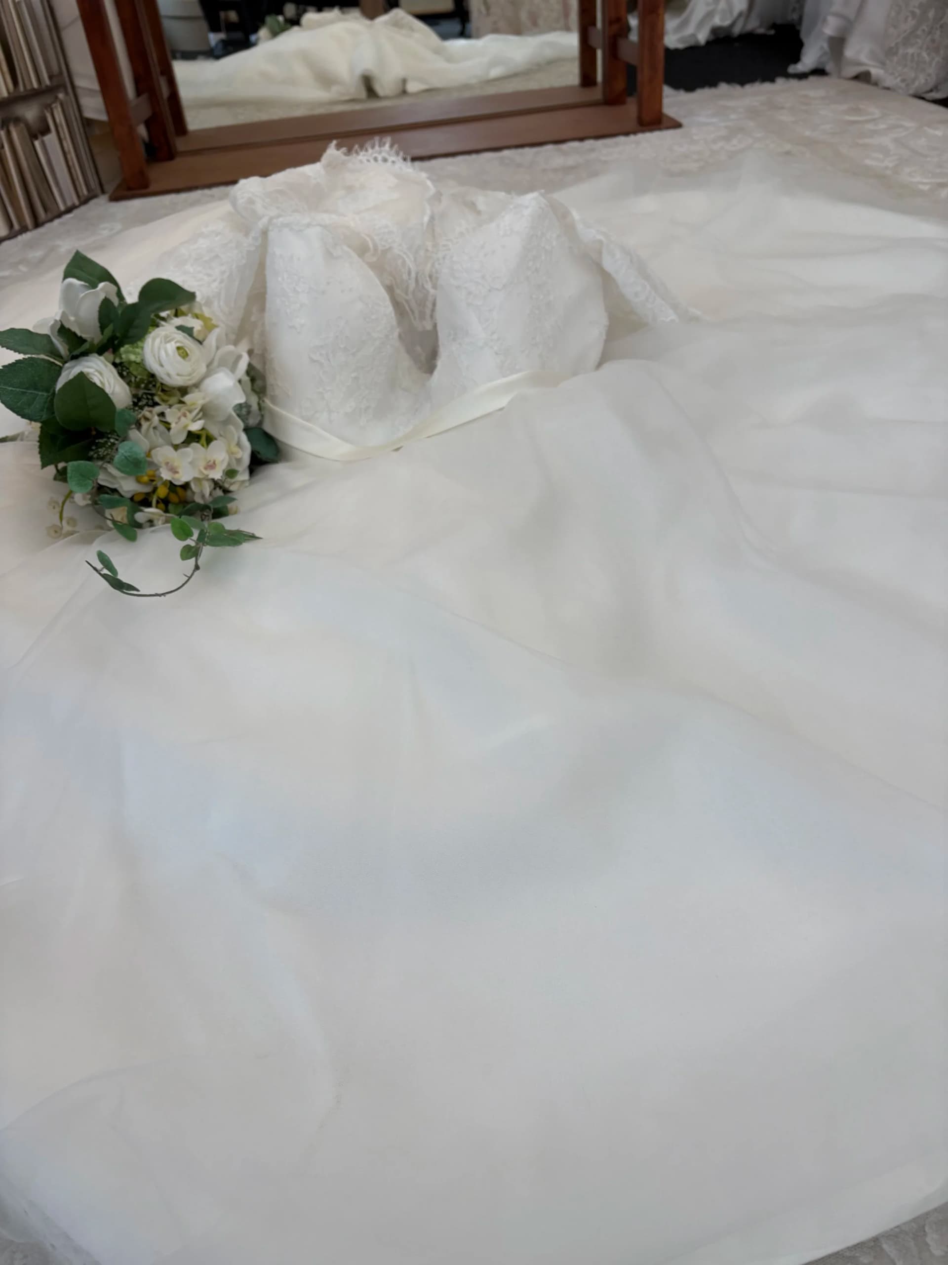 Esther – Preloved kort brudekjole str. 48 - billede 1