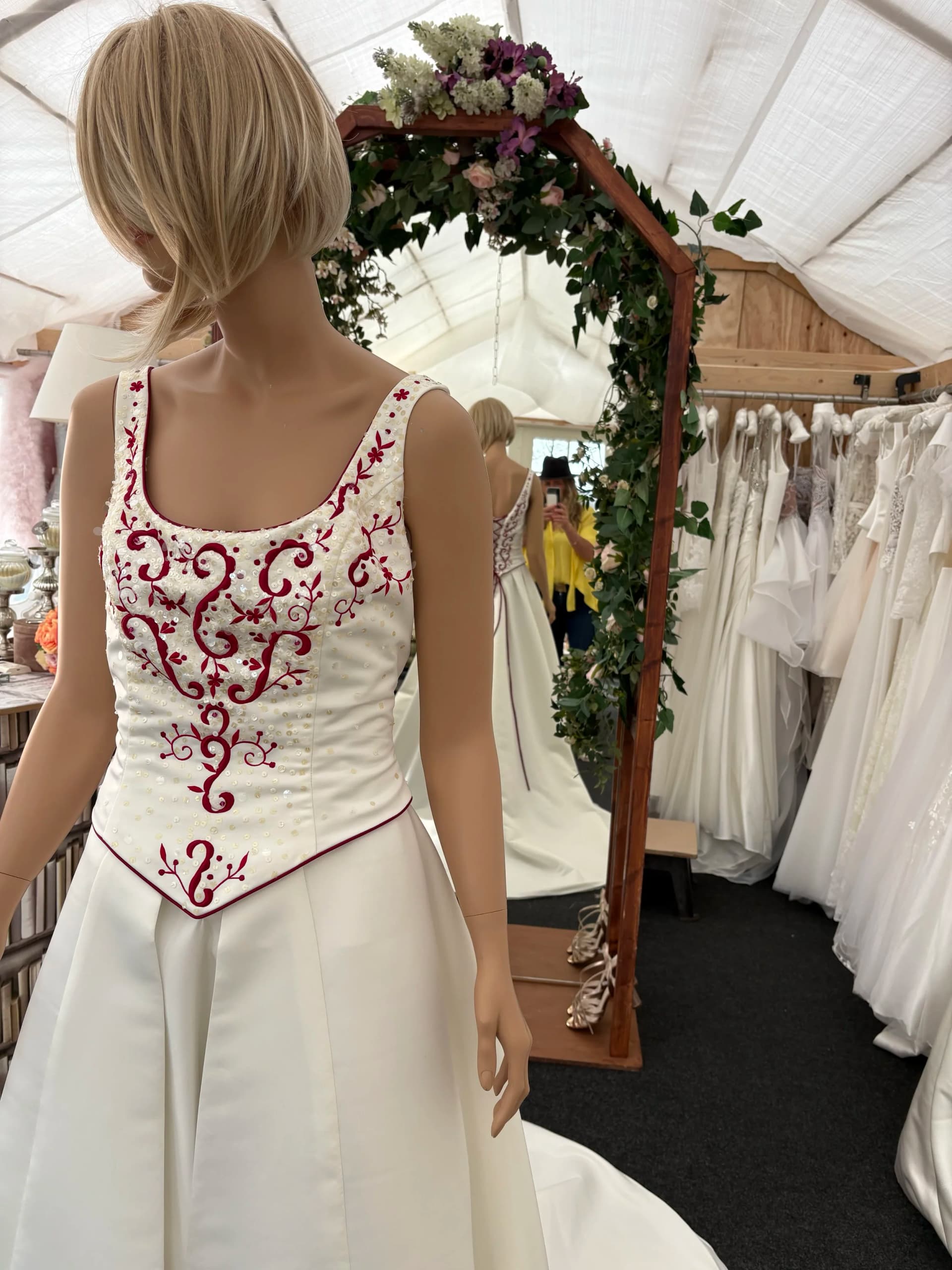 Birgitte – Preloved brudekjole str. 42 - billede 7