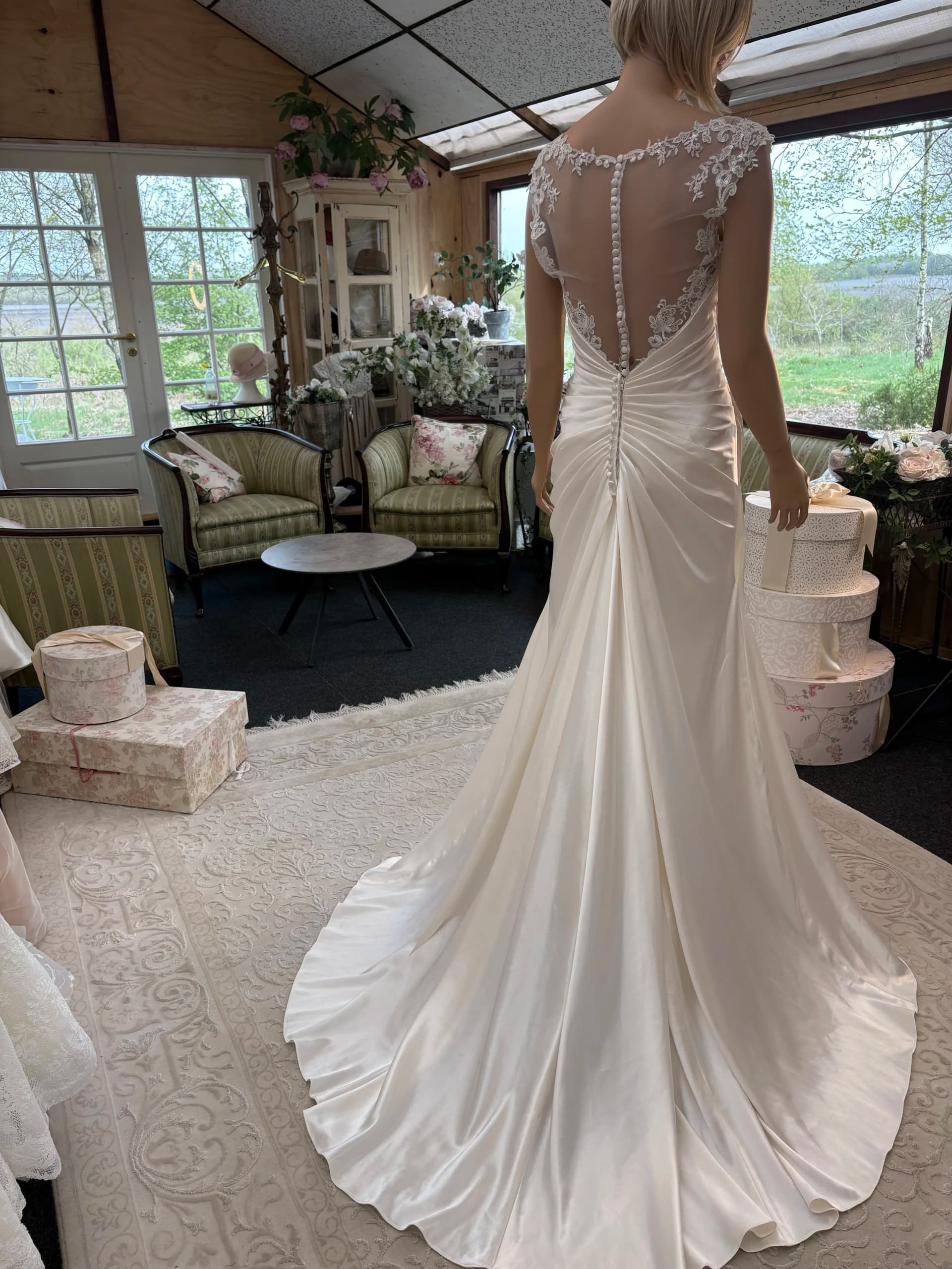 Iben – Preloved brudekjole str. 36 - billede 1